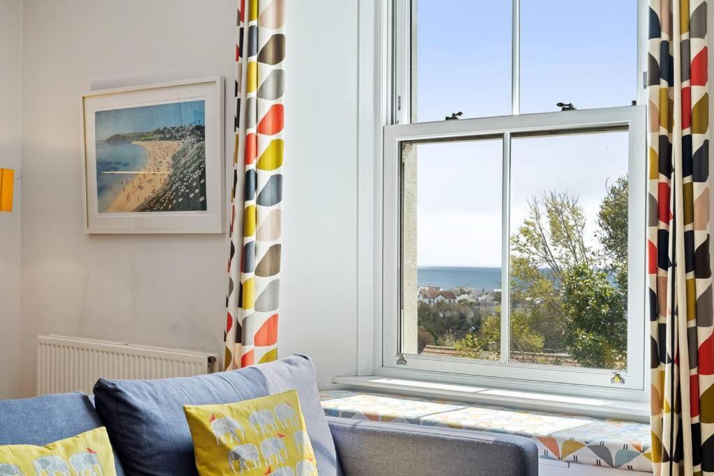 Pendennis - Bright Victorian Flat, Sea Views & Close To Beach Falmouth Exterior foto
